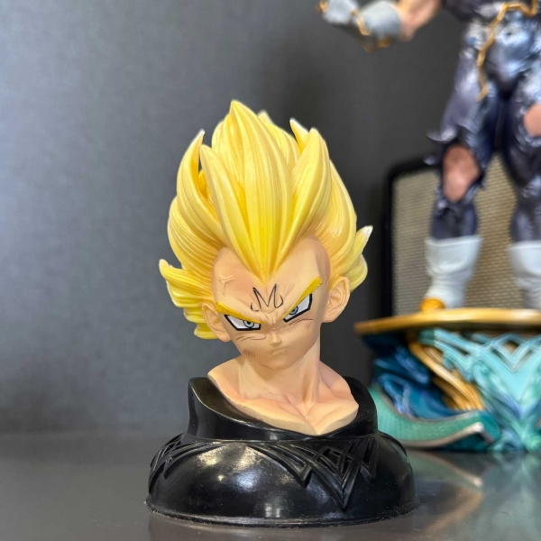 Mô hình Vegeta Supper Saiyan 33 cm - Dragon Ball