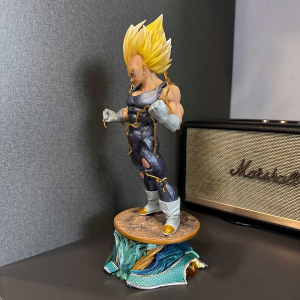 Mô hình Vegeta Supper Saiyan 33 cm - Dragon Ball