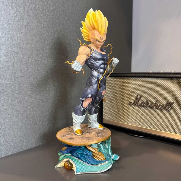 Mô hình Vegeta Supper Saiyan 33 cm - Dragon Ball