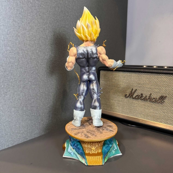 Mô hình Vegeta Supper Saiyan 33 cm - Dragon Ball