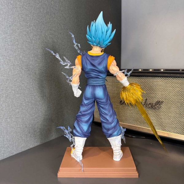 Mô hình Vegito LK Studio kèm bán thân 32 cm - Dragon Ball