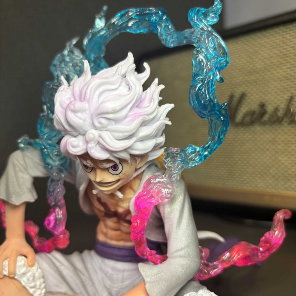 Mô hình Luffy Gear 5 Nika ngồi cười 15 cm - One Piece