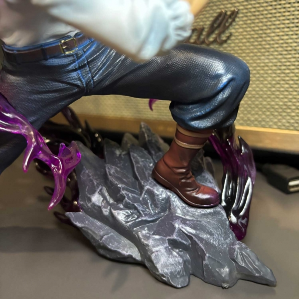 Mô hình Mihawk chiến đấu  32 cm - One Piece