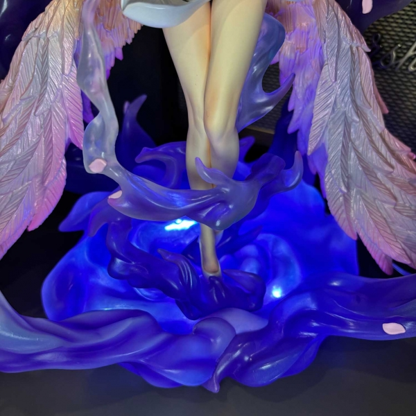 Mô hình Nico Robin hoa thiên cúc 34 cm có LED - One Piece
