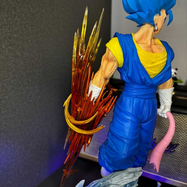 Mô hình Vegito Siêu Ngầu 40 cm 3 đầu - Dragon Ball