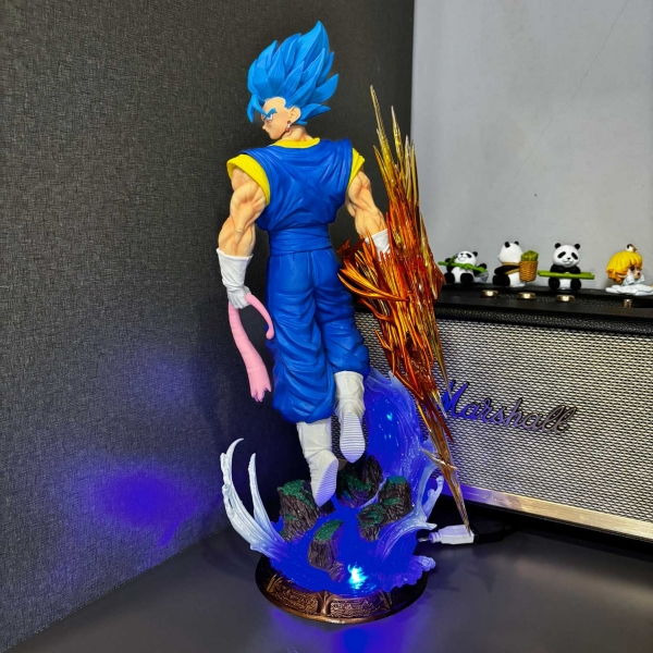 Mô hình Vegito Siêu Ngầu 40 cm 3 đầu - Dragon Ball