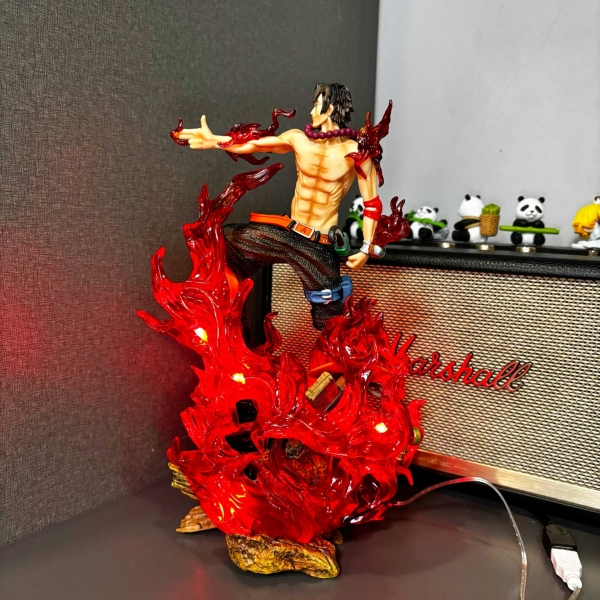 Mô hình Ace chỉ tay siêu ngầu 30 cm có LED - One Piece