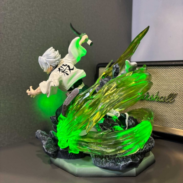 Mô hình Phong Trụ Sanemi chiến đấu 29 cm có LED usb- Kimetsu No Yaiba
