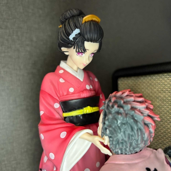 Mô hình Akaza tình yêu vĩnh cửu 27 cm - Kimetsu No Yaiba