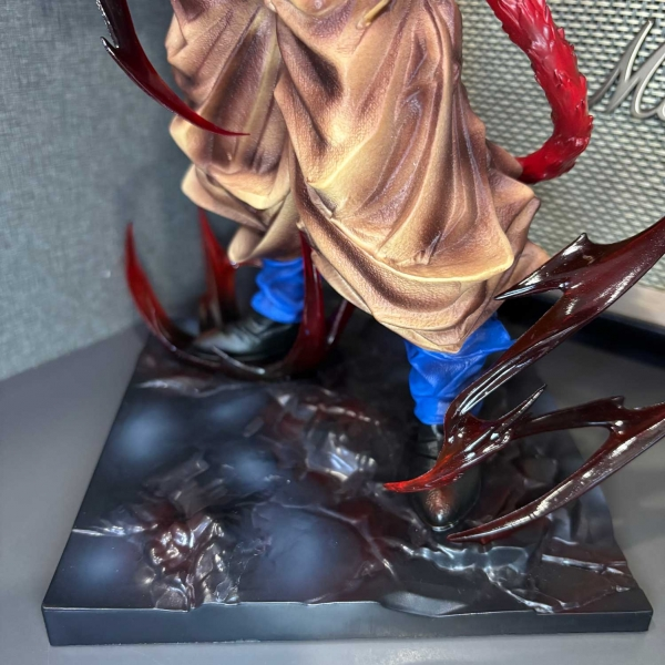 Mô hình Goku SSJ4 cầm ngọc rồng 34 cm - Dragon Ball