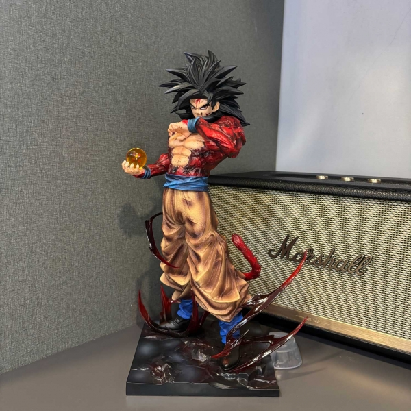 Mô hình Goku SSJ4 cầm ngọc rồng 34 cm - Dragon Ball